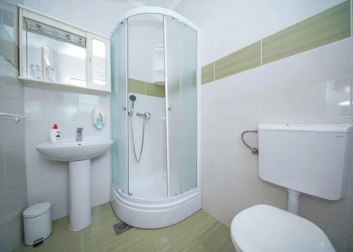 Ivanka 아파트 스톤